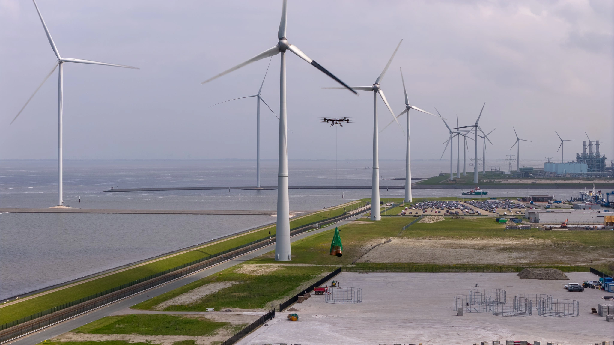 Heavy-Lift-Drohnen in der Offshore-Windenergie: 5 Vorteile